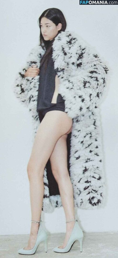 Mika Schneider / mikaschndr Meztelen OnlyFans  Kikerült fotó #4