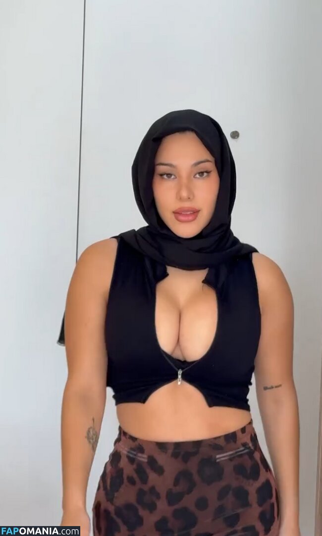 Mili / burka_mili / miliili Meztelen OnlyFans  Kikerült fotó #2