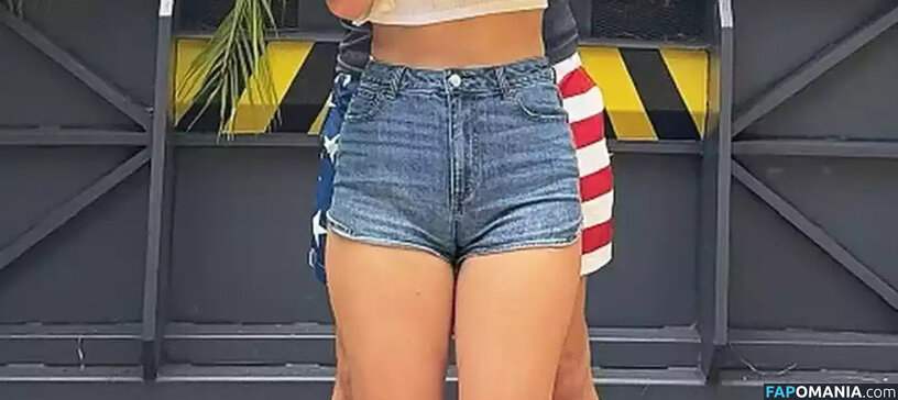 Millie Bobby Brown / milliebobbybrown Meztelen OnlyFans  Kikerült fotó #112