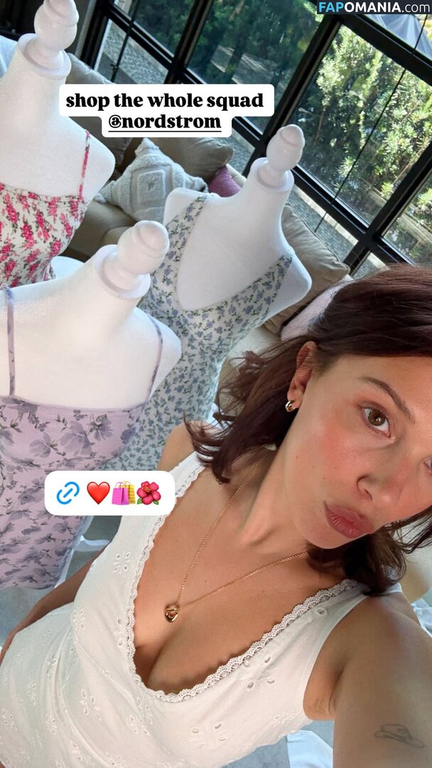 Millie Bobby Brown / milliebobbybrown Meztelen OnlyFans  Kikerült fotó #139