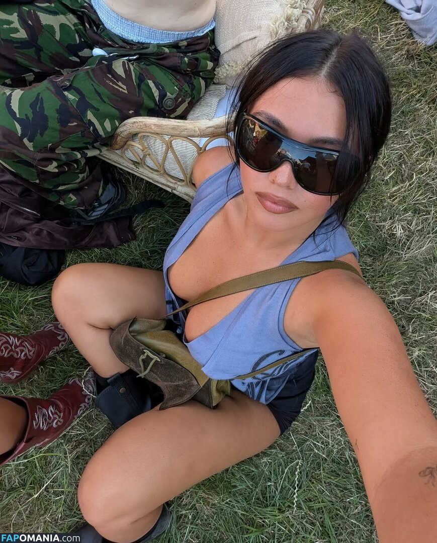 Millie Hannah / explicittbabe / milliehannahhh Meztelen OnlyFans  Kikerült fotó #3