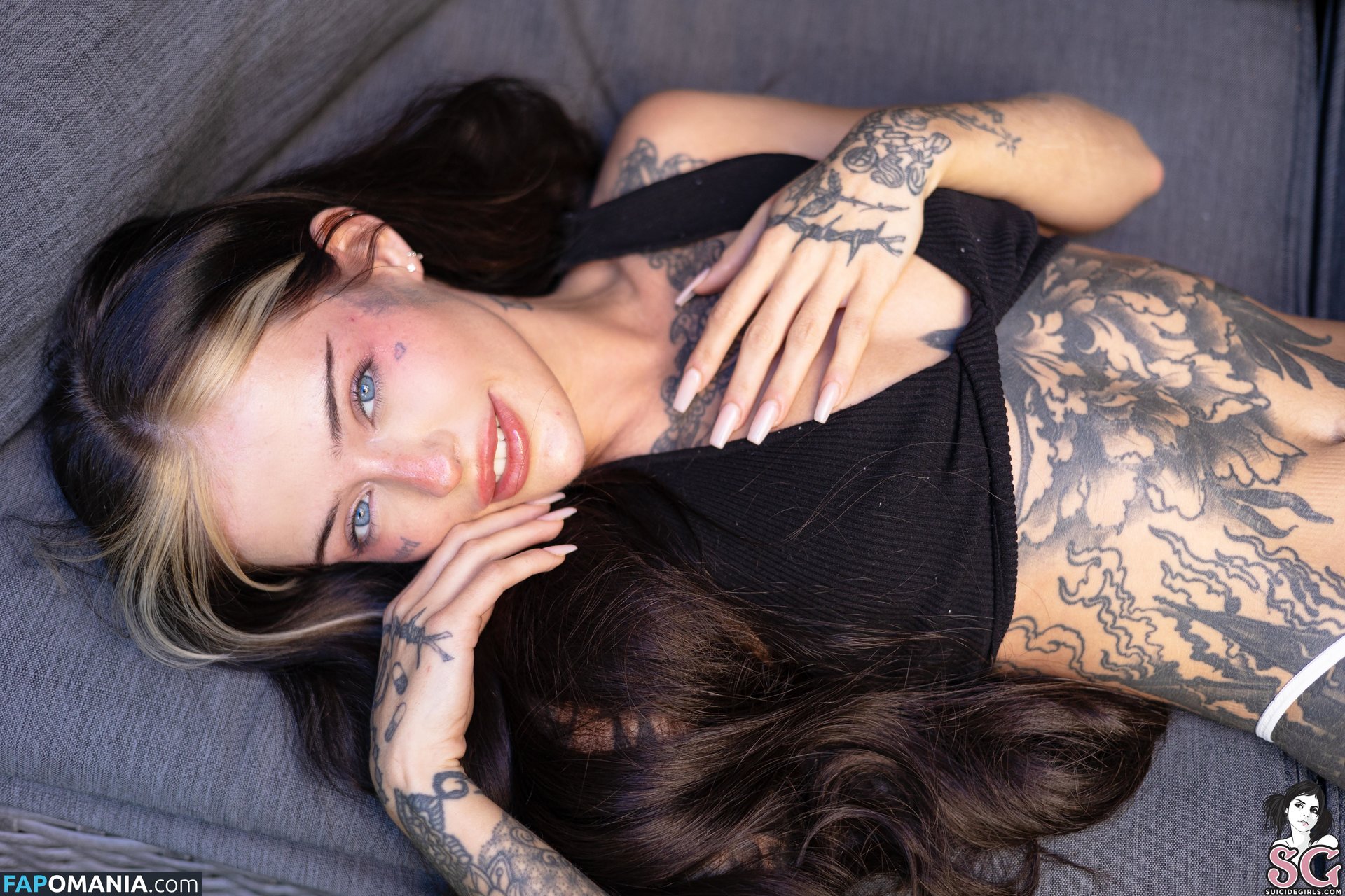 Minzi / Minziwild / minzisuicide Meztelen OnlyFans  Kikerült fotó #5