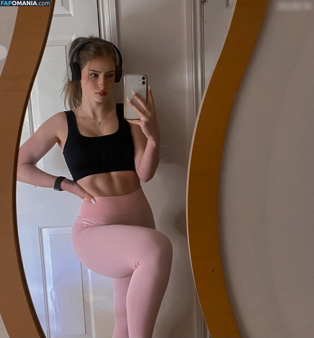 Mira Szalma / https: / mira.004 Meztelen OnlyFans  Kikerült fotó #245