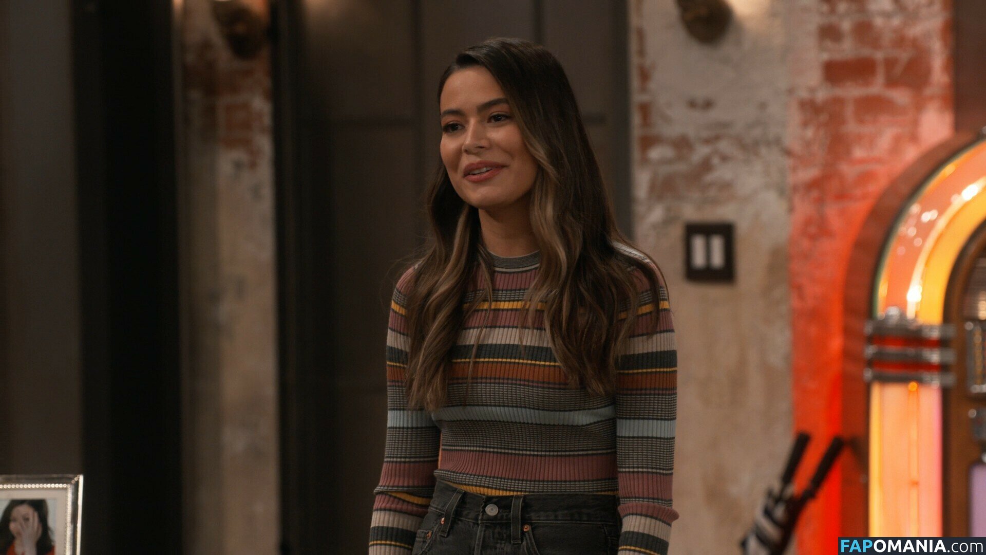 Miranda Cosgrove / MirandaCosgrove / onlyfanssz Meztelen OnlyFans  Kikerült fotó #78