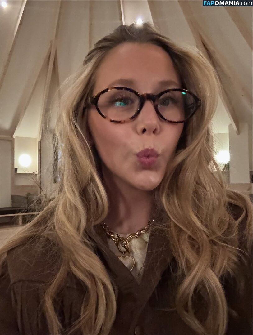 Miranda McKeon / MirandaMckeon / https: / miranda.mckeon Meztelen OnlyFans  Kikerült fotó #5
