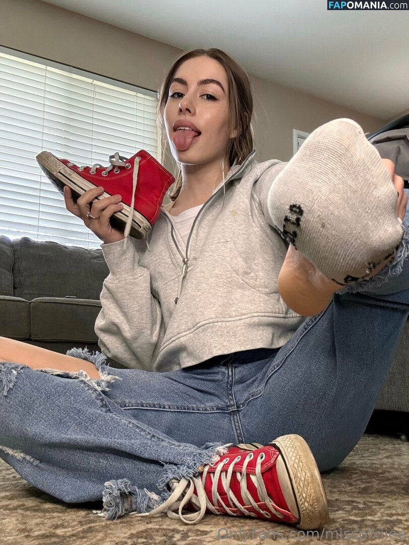 misspixieee / misspixiiee Meztelen OnlyFans  Kikerült fotó #41