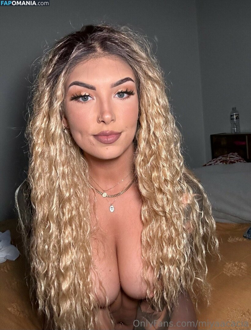 Miya Ulatowski / miyaacacia Meztelen OnlyFans  Kikerült fotó #39