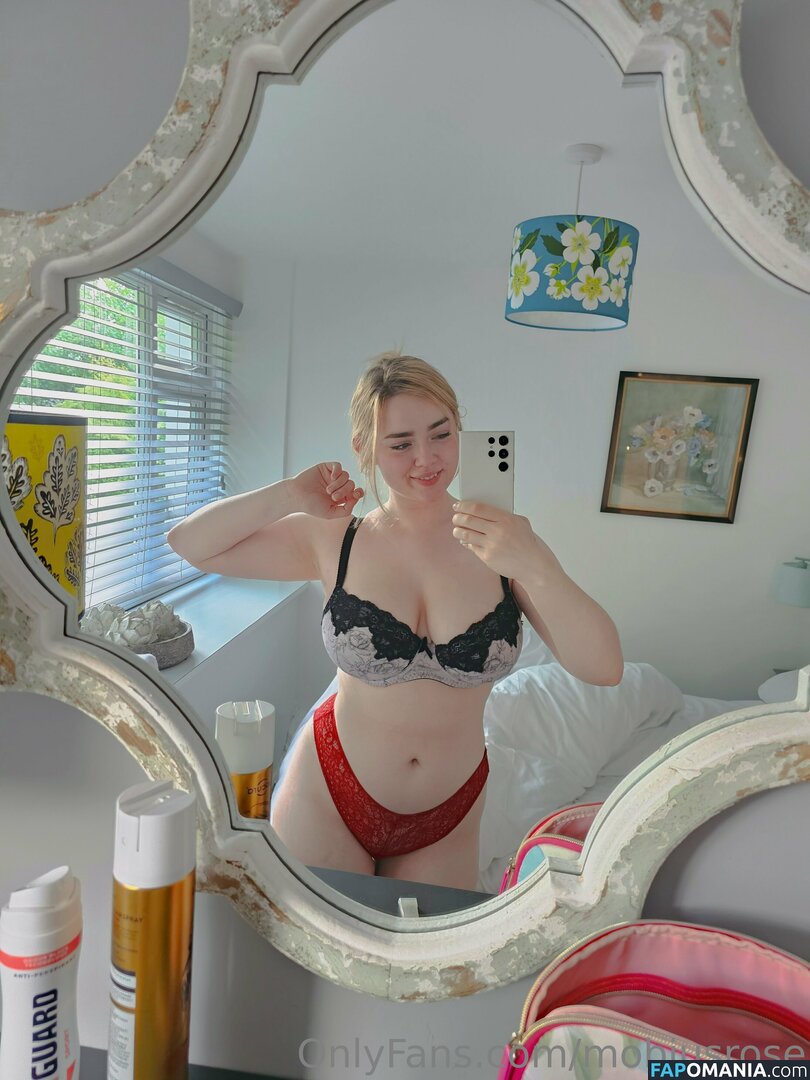 Mobiushoes / mobius.rose / mobiusrose Meztelen OnlyFans  Kikerült fotó #15