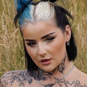 Molly Hull