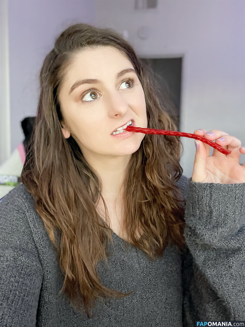 Molly / eggnogmademedoit / https: / m0llyp0ppins Meztelen OnlyFans  Kikerült fotó #20