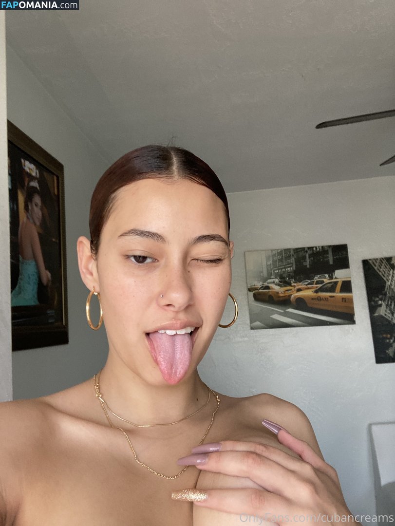 mollycreams / mollycreamss Meztelen OnlyFans  Kikerült fotó #5