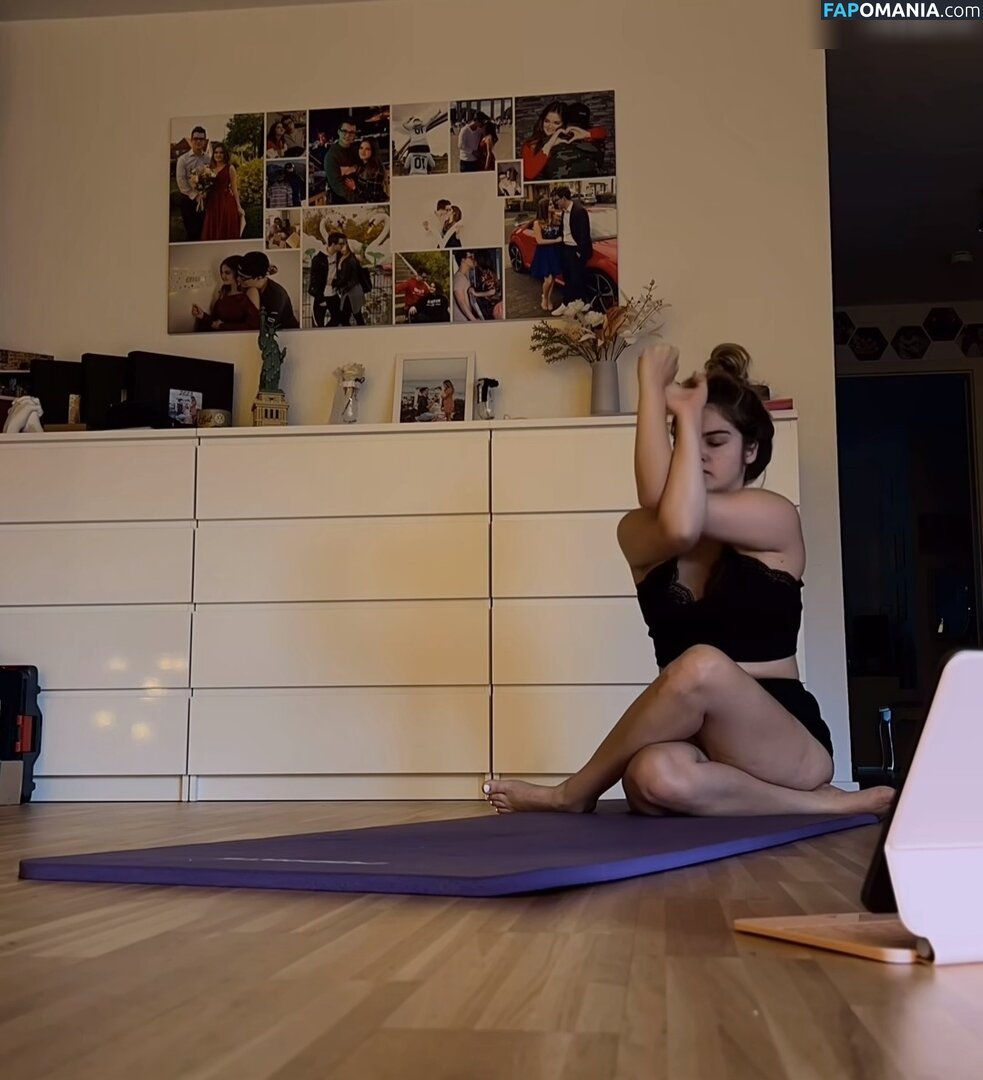Mondwika Meztelen OnlyFans  Kikerült fotó #3