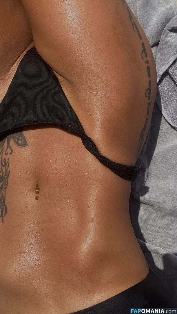 Monika Kinga / monikakinga / monikakingaa Meztelen OnlyFans  Kikerült fotó #1