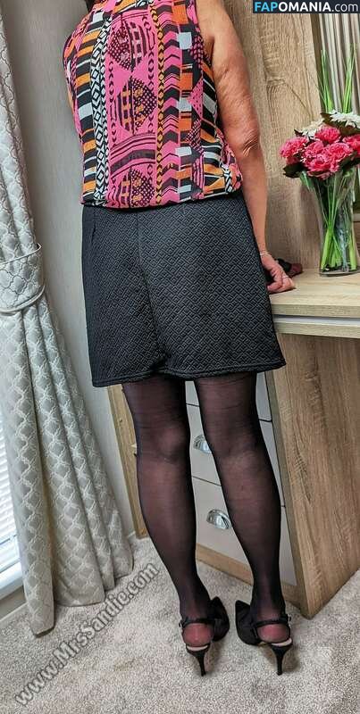 Mrs Sandie / https: / mrssandie Meztelen OnlyFans  Kikerült fotó #7