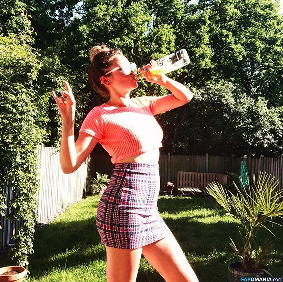 Munecat / https: / munecatmusic Meztelen OnlyFans  Kikerült fotó #2