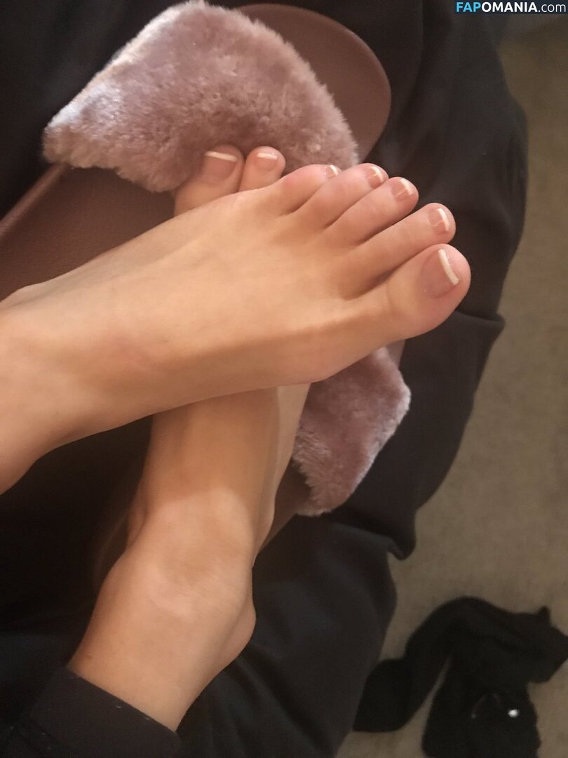 Lissapolooza / Naomi Woods / naomiwoods.official Meztelen OnlyFans  Kikerült fotó #5