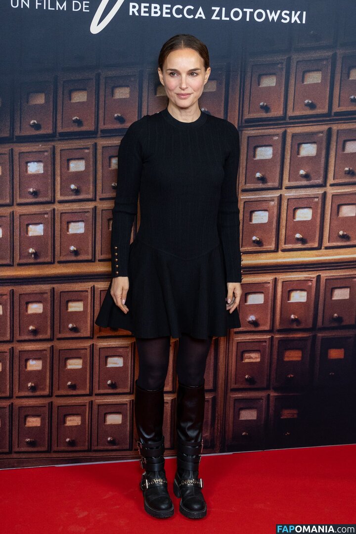 Natalie Portman / natalieportman Meztelen OnlyFans  Kikerült fotó #1051