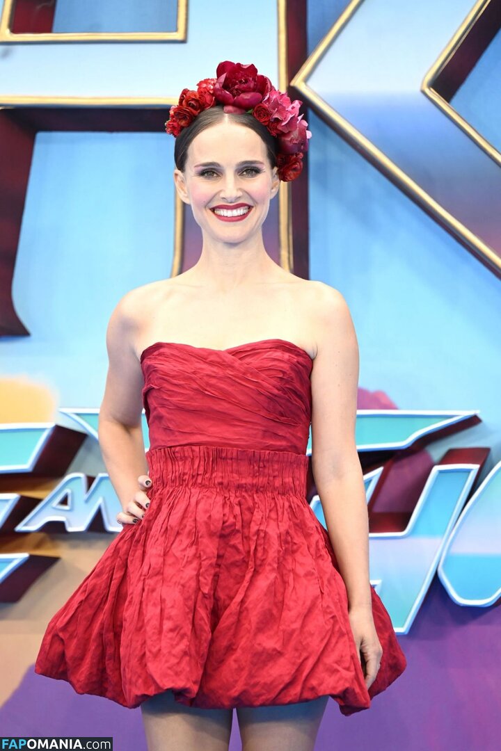 Natalie Portman / natalieportman Meztelen OnlyFans  Kikerült fotó #1063