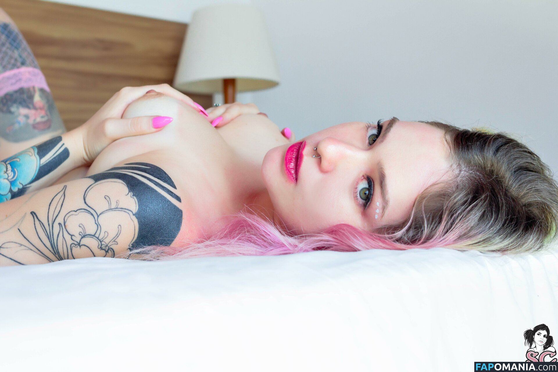 Neondoll / neondollsuk / neondooll Meztelen OnlyFans  Kikerült fotó #15