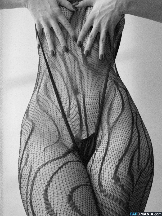 nevergothelf / nevernotgoth Meztelen OnlyFans  Kikerült fotó #1