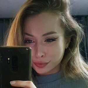 Nicole Brook