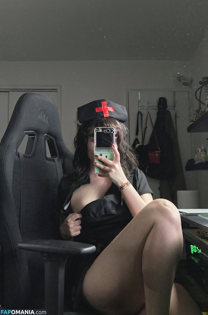 Nicolechka / chaelerose / https: Meztelen OnlyFans  Kikerült fotó #1