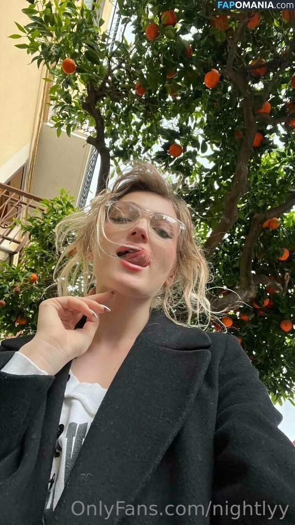 elara_moonq / nightly / nightlyy Meztelen OnlyFans  Kikerült fotó #102