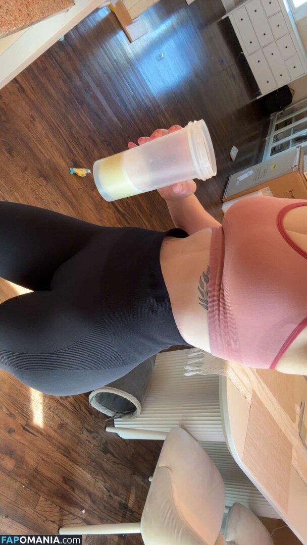 Nikki Woods / nikki_neko / nikkiwoodss Meztelen OnlyFans  Kikerült fotó #3