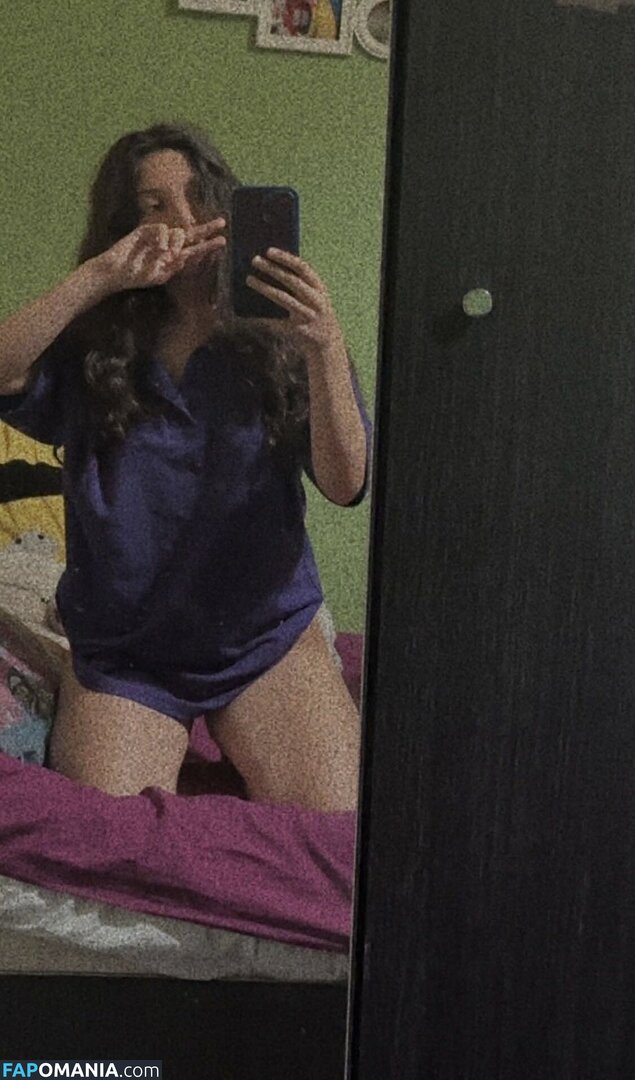 Nikxxwy / https: Meztelen OnlyFans  Kikerült fotó #3