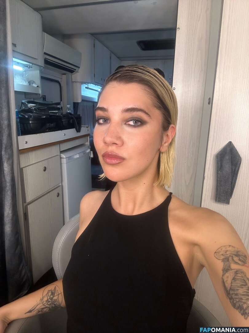 Nil Telci / niltelci Meztelen OnlyFans  Kikerült fotó #2