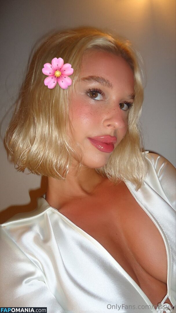 arisnsnn / hhiddengem / nissyy / thewhiskeymol Meztelen OnlyFans  Kikerült fotó #4