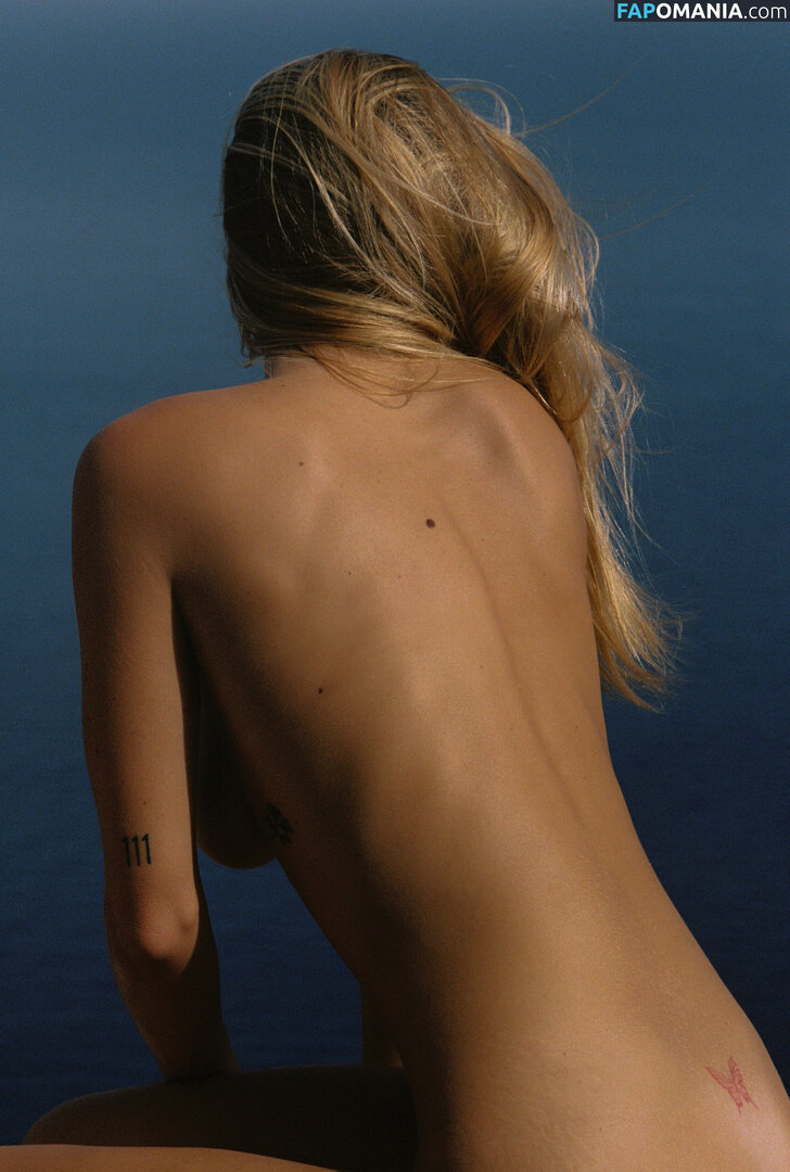 Noemie Neuens / noemieneuens Meztelen OnlyFans  Kikerült fotó #59