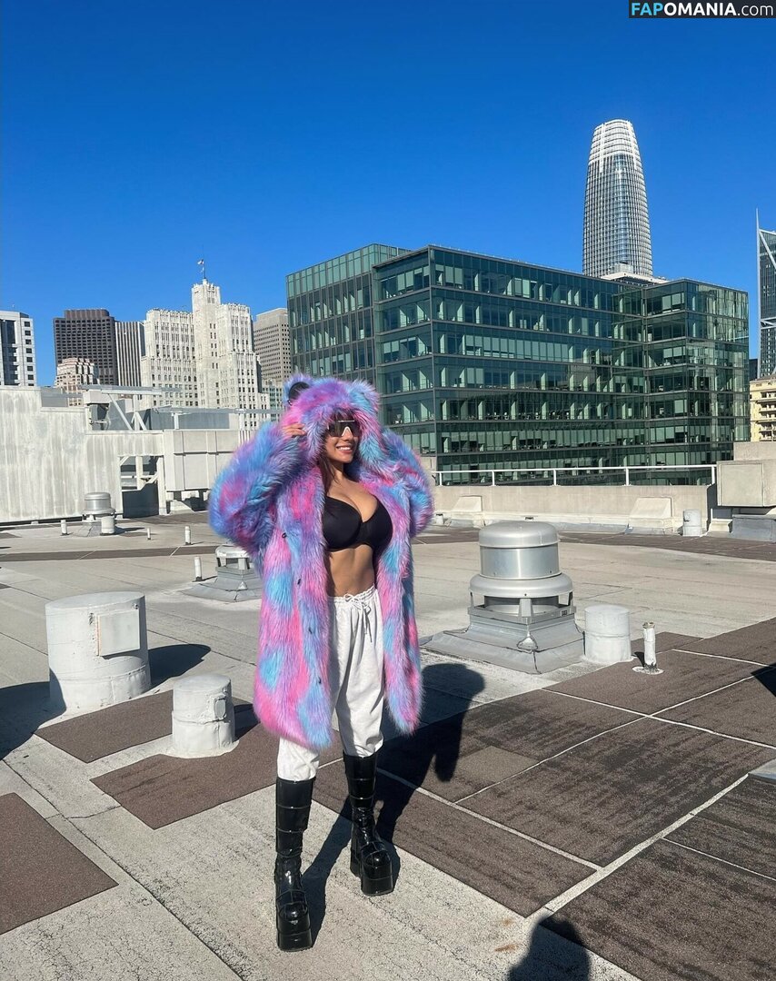 Noheli : / Nx0tel0 / fl0r.divina Meztelen OnlyFans  Kikerült fotó #54