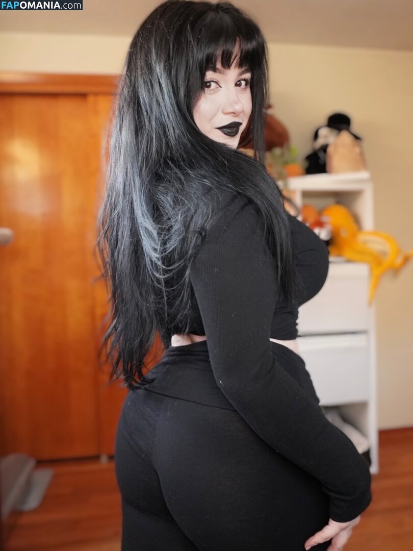 noodle goddess / noodlexgoddess Meztelen OnlyFans  Kikerült fotó #7