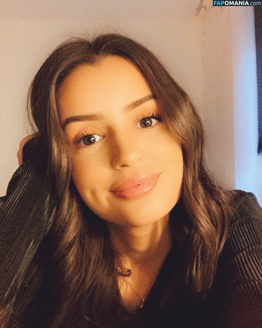 NoraExplorer / noraexplorerr / noratheexplorerr Meztelen OnlyFans  Kikerült fotó #2