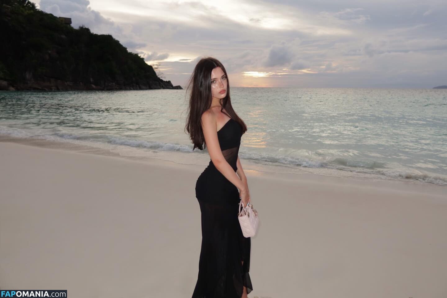 notevuushka Meztelen OnlyFans  Kikerült fotó #2