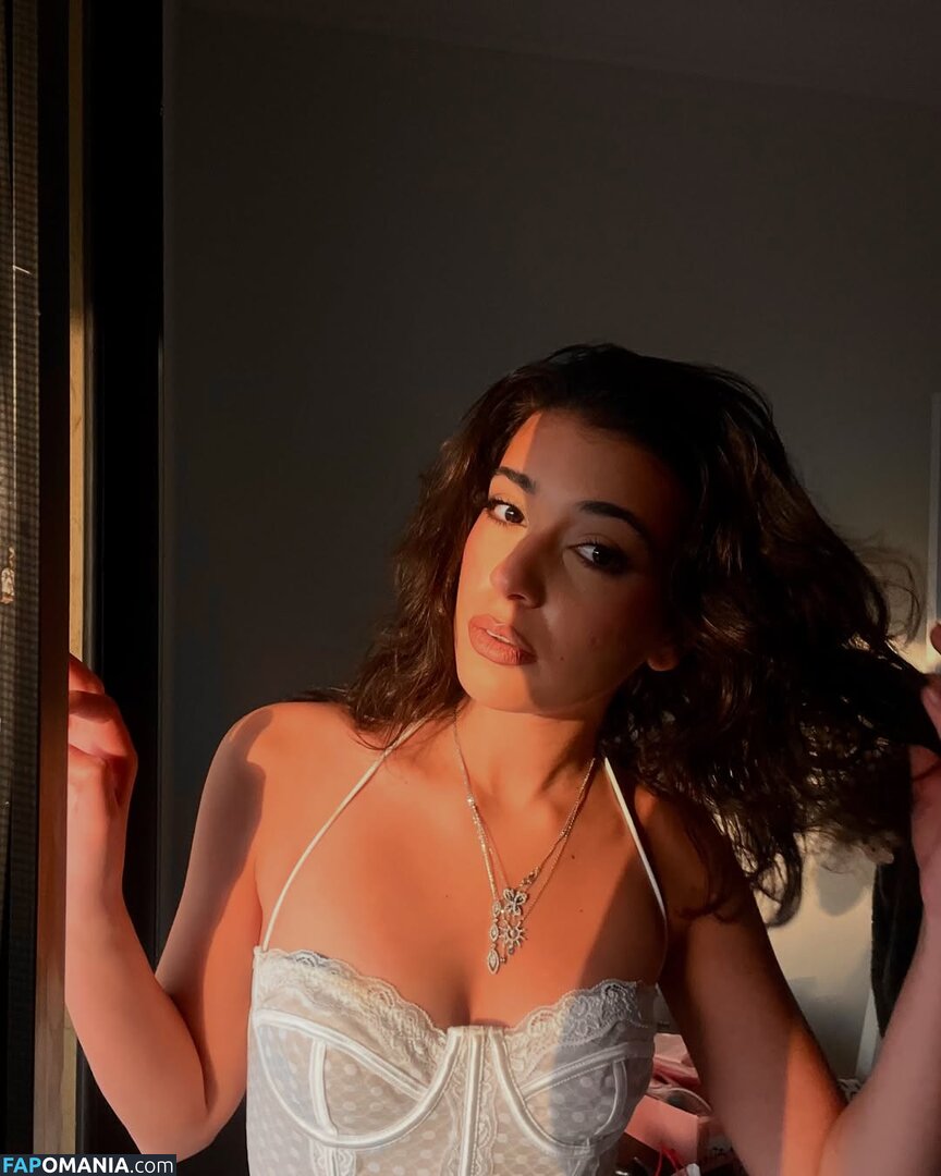Nourine Abouseada / https: / nourineabouseada Meztelen OnlyFans  Kikerült fotó #10