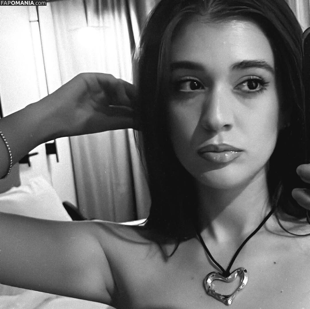 Nourine Abouseada / https: / nourineabouseada Meztelen OnlyFans  Kikerült fotó #12