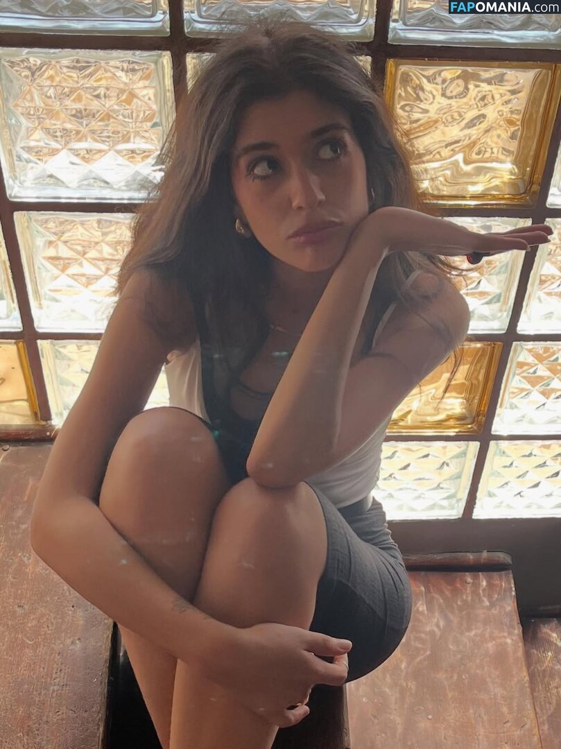 Nourine Abouseada / https: / nourineabouseada Meztelen OnlyFans  Kikerült fotó #17