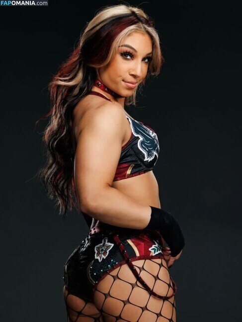 Nxt Thea Hail / https: / theahail_wwe Meztelen OnlyFans  Kikerült fotó #3