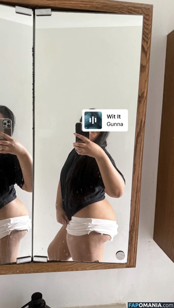 Nyahskyy / https: Meztelen OnlyFans  Kikerült fotó #1