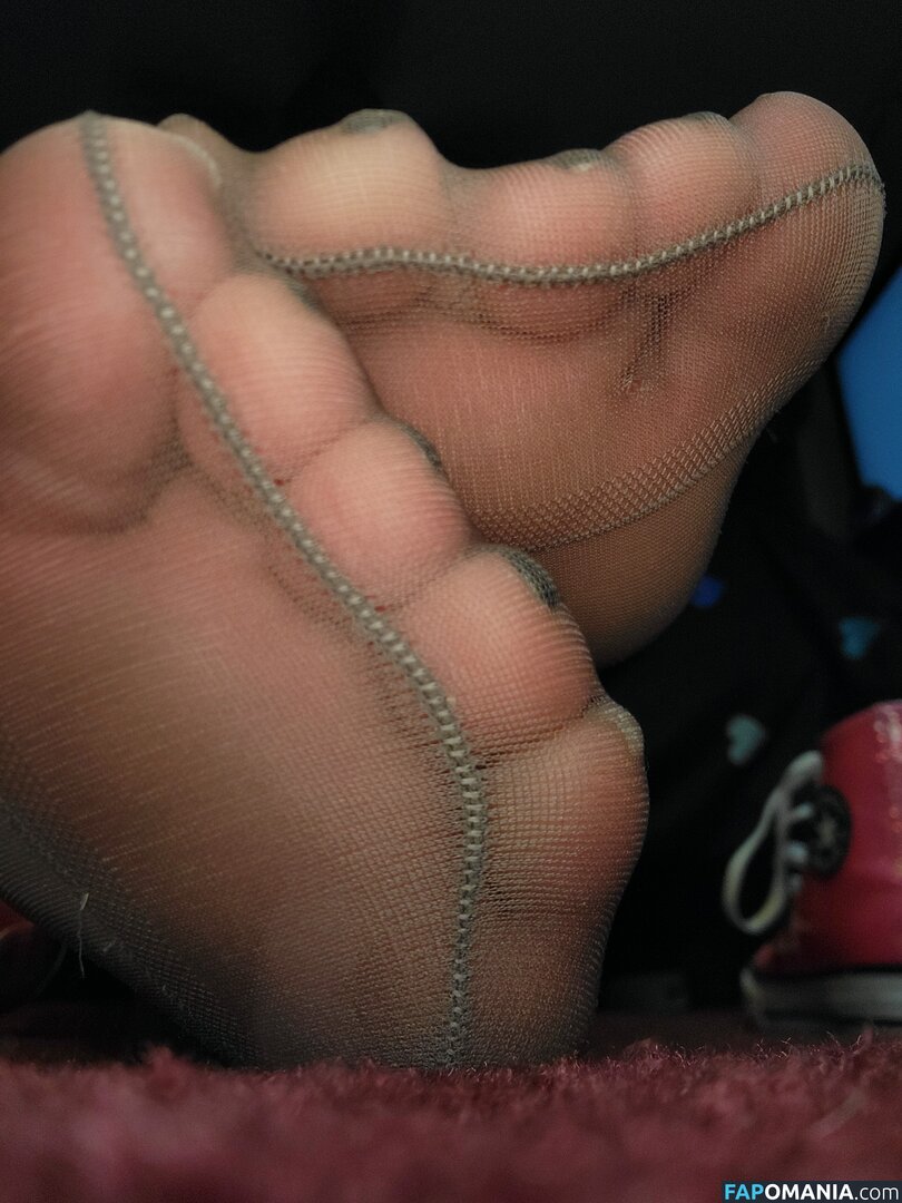 Nylonsandsocks / nylon_and_socks Meztelen OnlyFans  Kikerült fotó #9