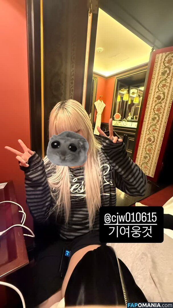 Nyo_nyenya / cjw010615 / cjw010615... / https: / moemoedevil_rain / moemoedevil_rain... / nyonye_nya Meztelen OnlyFans  Kikerült fotó #38