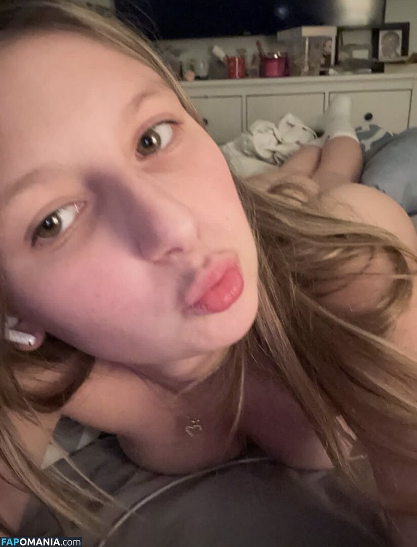 Oceanne Bergeron / https: / oceane_bergeron / oceannexoxo / ocebergeron / ocebergeron... Meztelen OnlyFans  Kikerült fotó #4