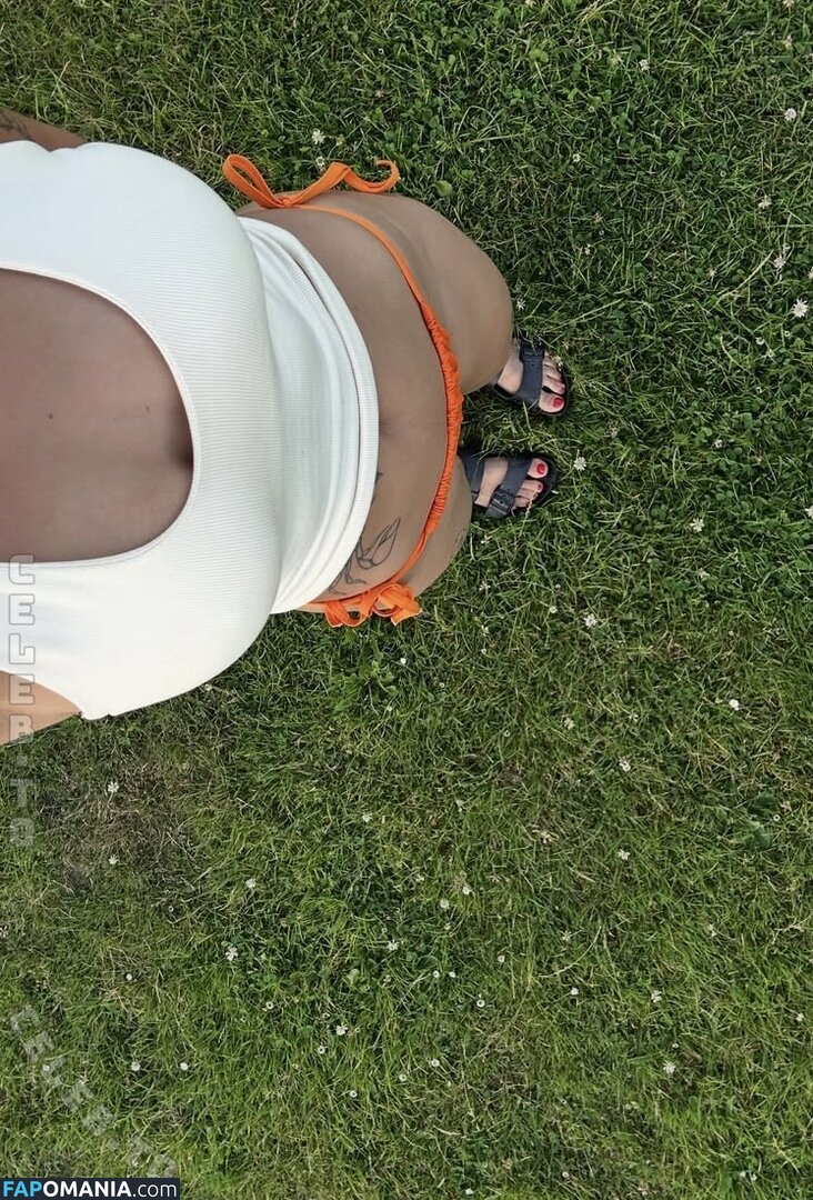 Ohneklamotte / yasmindouah Meztelen OnlyFans  Kikerült fotó #5