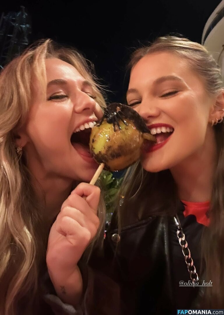 Olivia Holt / olivia_holt Meztelen OnlyFans  Kikerült fotó #88