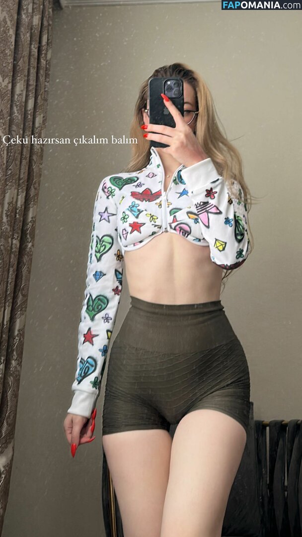 Oznur Guven / oz_nurunuz / oznurunuz / oznurunuzz Meztelen OnlyFans  Kikerült fotó #3