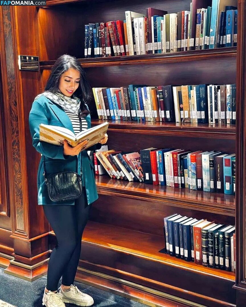 Parya_per / priyavault Meztelen OnlyFans  Kikerült fotó #3