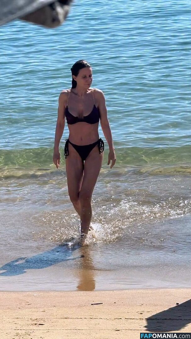 Paula Burlamaqui / paulaburlamaquioficial Meztelen OnlyFans  Kikerült fotó #1