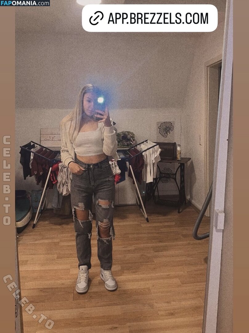 Pauline_05 / pauline__0555 Meztelen OnlyFans  Kikerült fotó #1